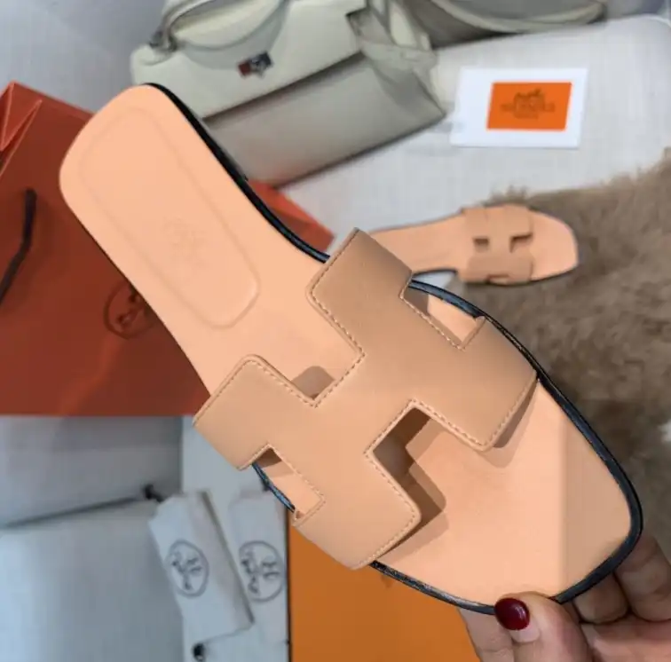 hype Hermes Slippers