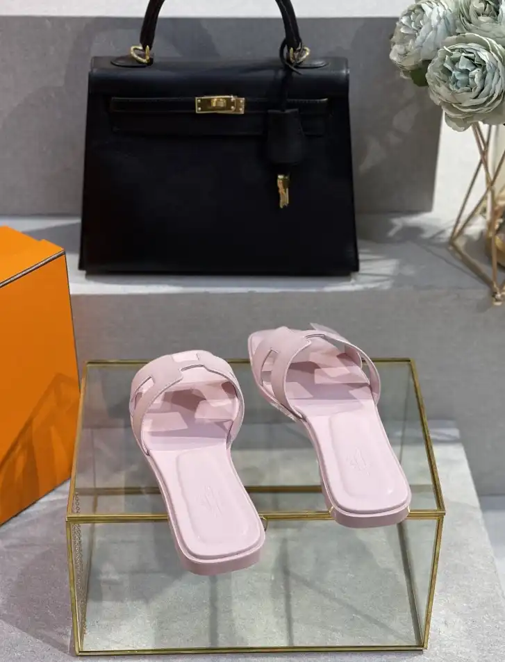 hype Hermes Slippers