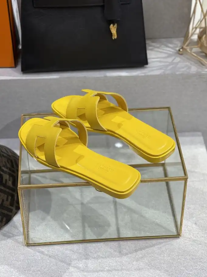 hype Hermes Slippers