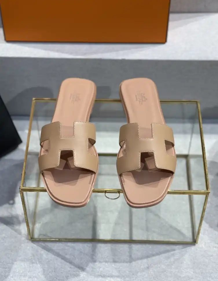 hype Hermes Slippers