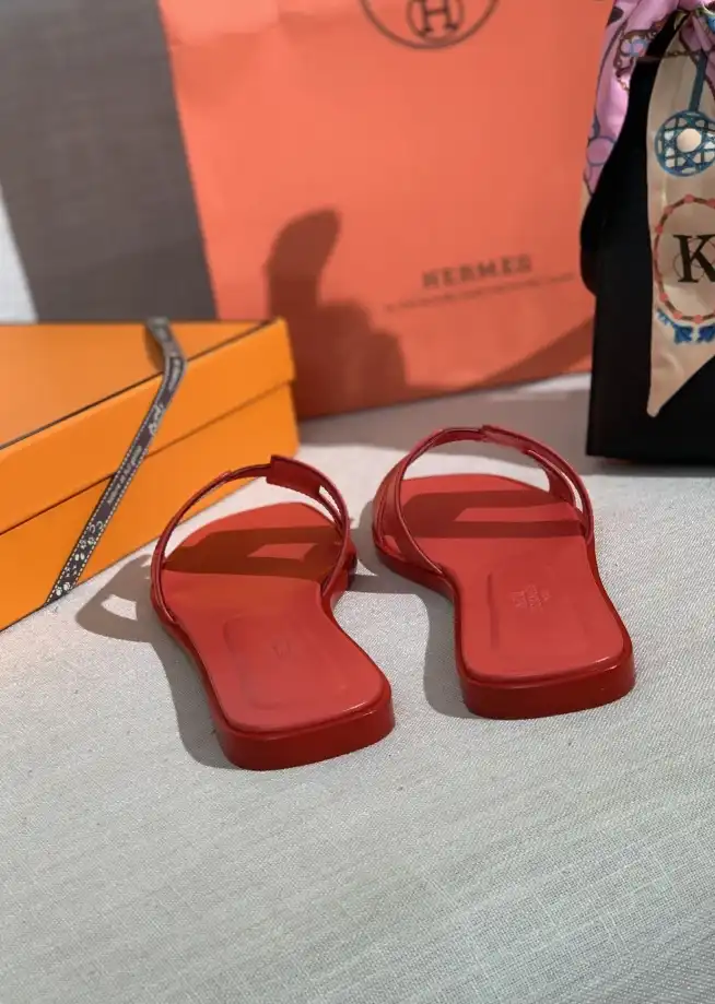 hype Hermes Slippers