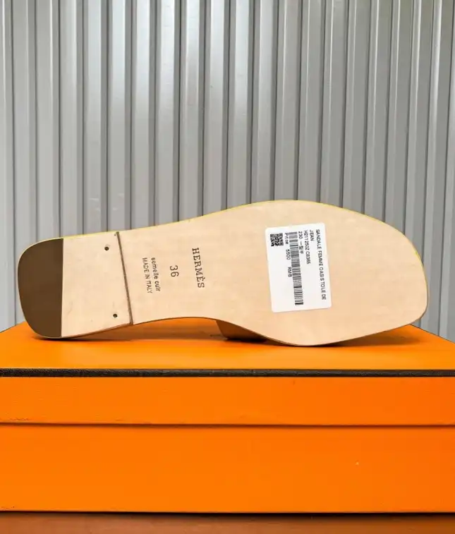 hype Hermes Slippers