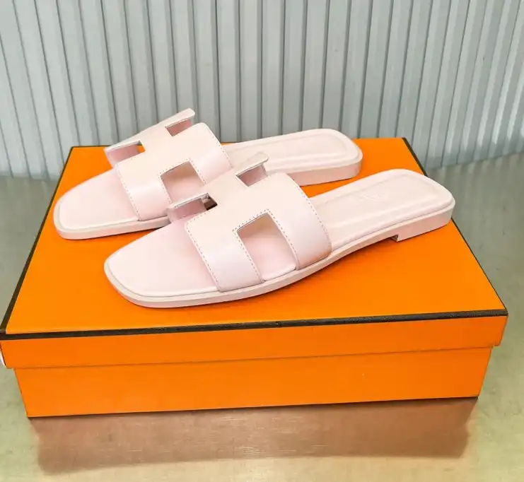 hype Hermes Slippers