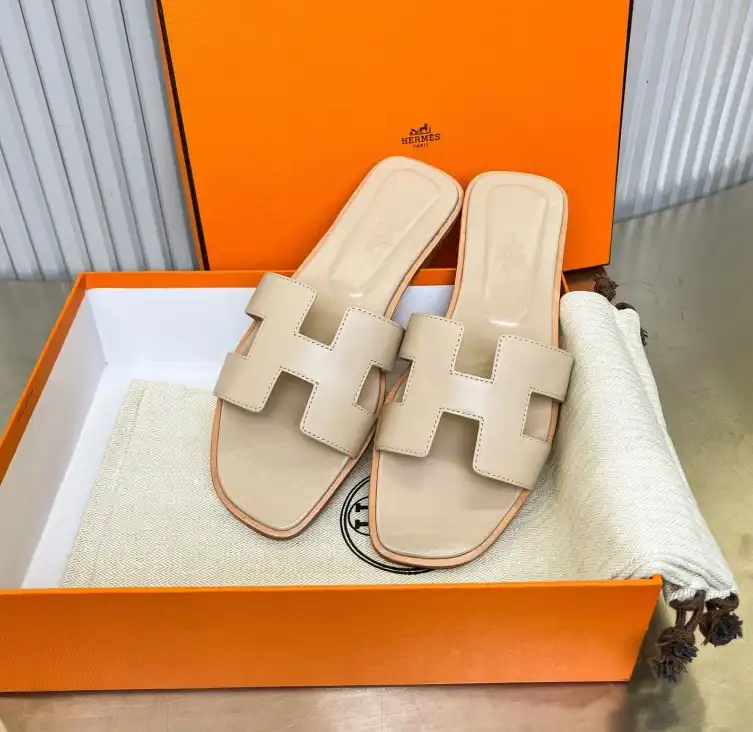 hype Hermes Slippers