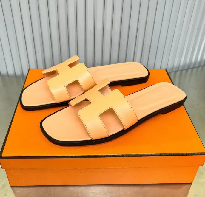 hype Hermes Slippers