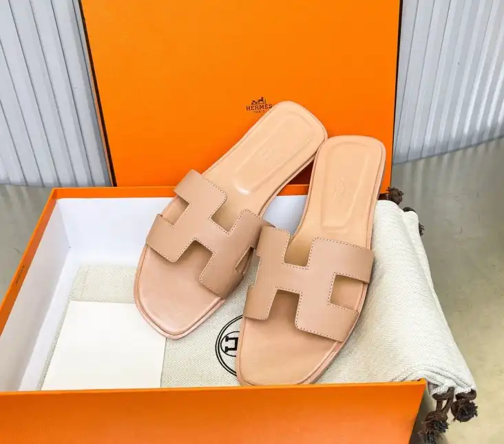 hype Hermes Slippers