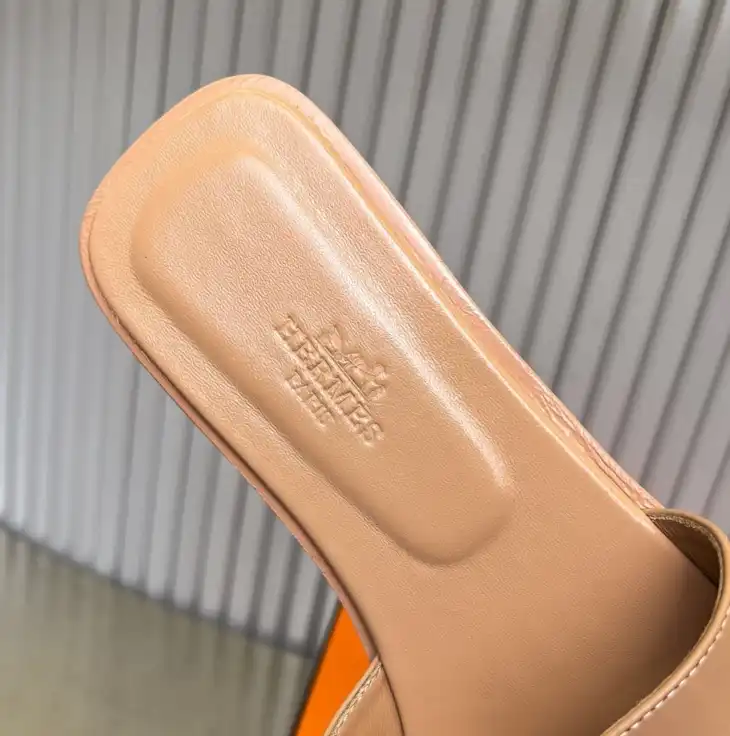 hype Hermes Slippers