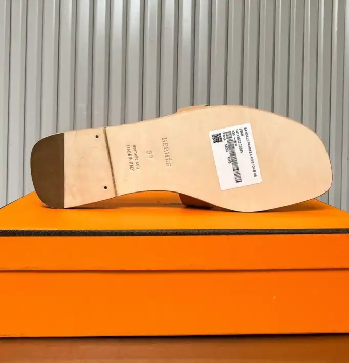 hype Hermes Slippers