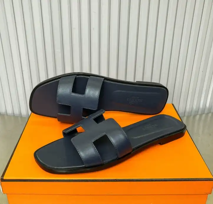 hype Hermes Slippers