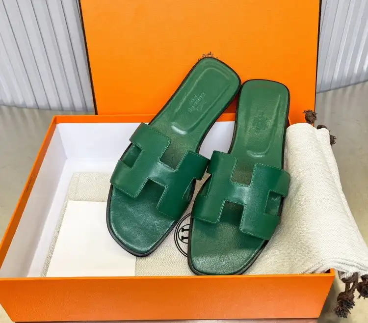 hype Hermes Slippers