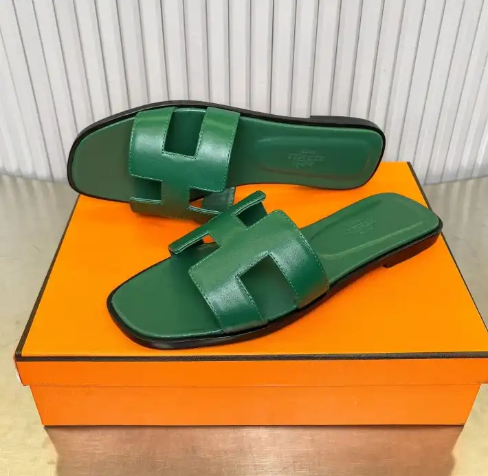 hype Hermes Slippers