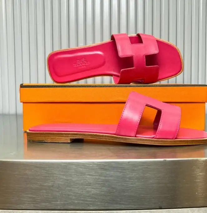 hype Hermes Slippers