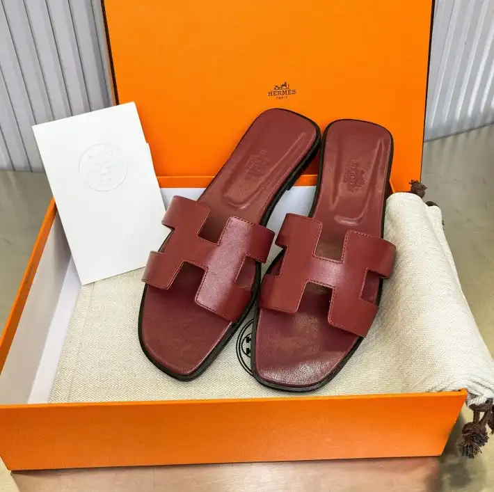 hype Hermes Slippers