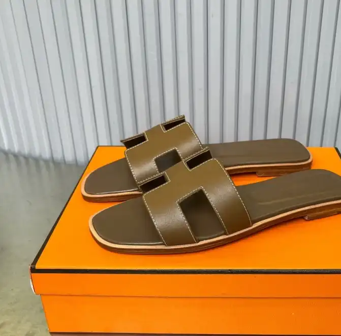 hype Hermes Slippers