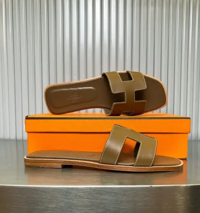 hype Hermes Slippers