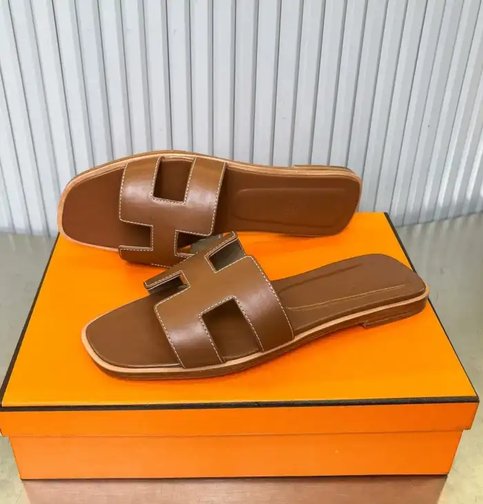 hype Hermes Slippers