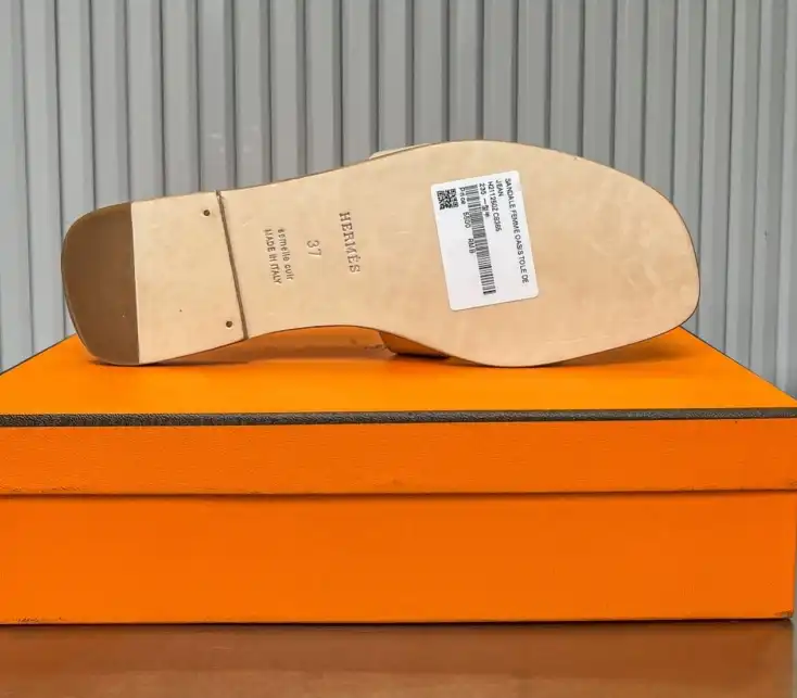 hype Hermes Slippers