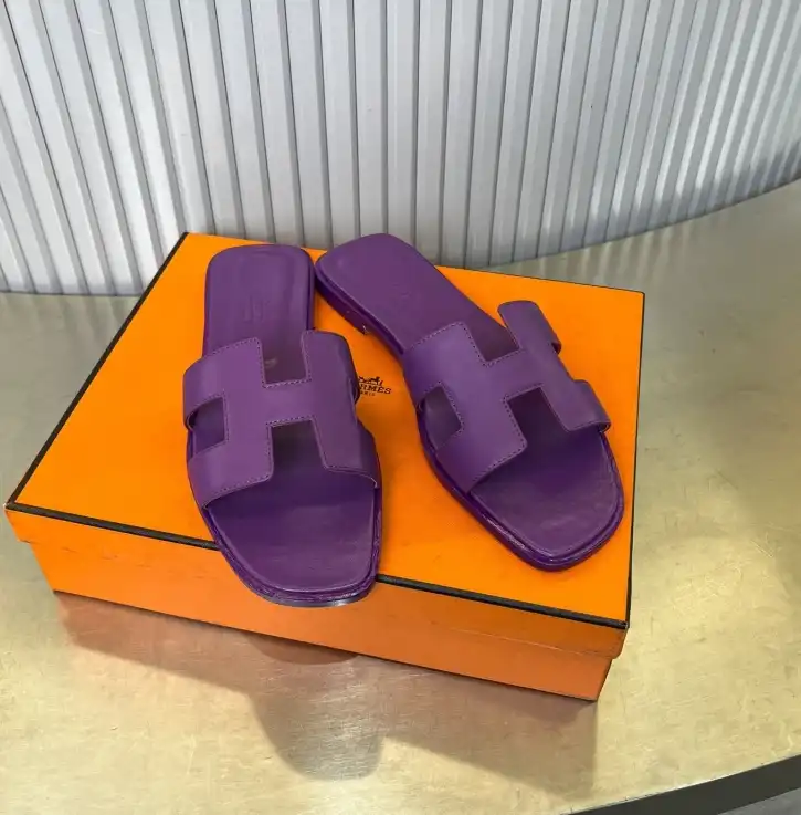 hype Hermes Slippers