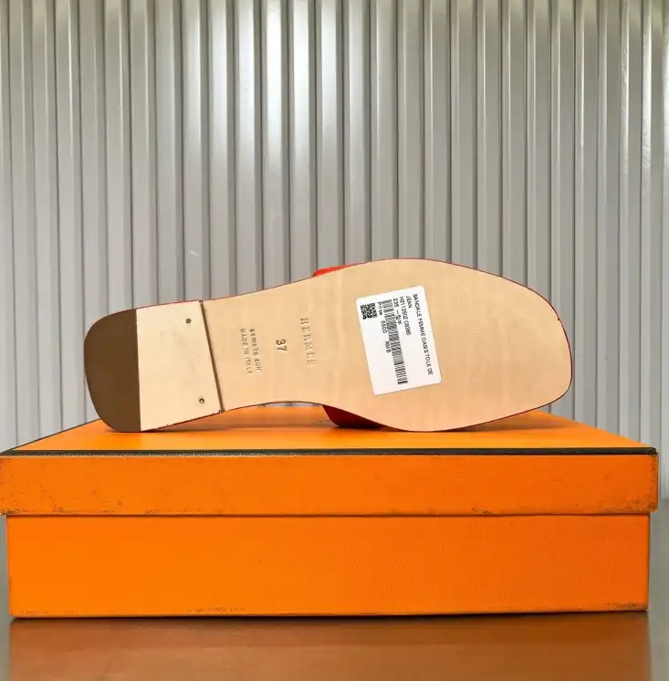 hype Hermes Slippers