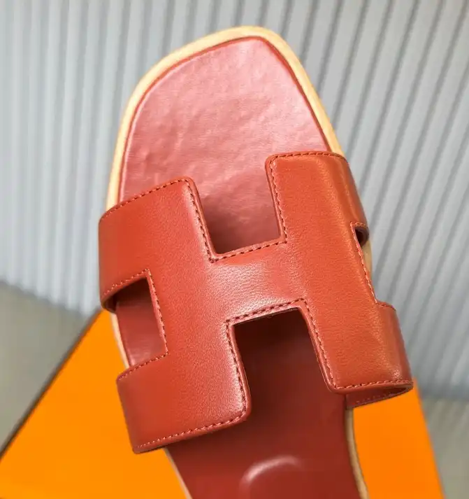 hype Hermes Slippers