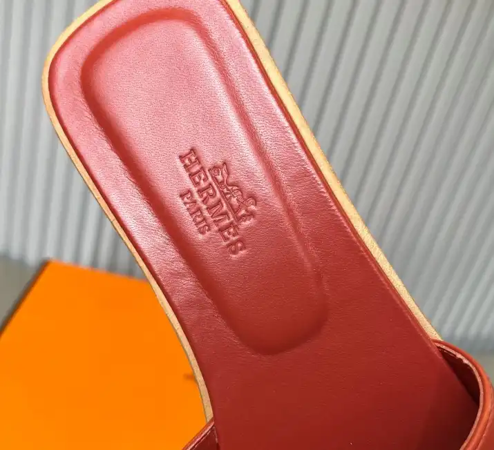 hype Hermes Slippers