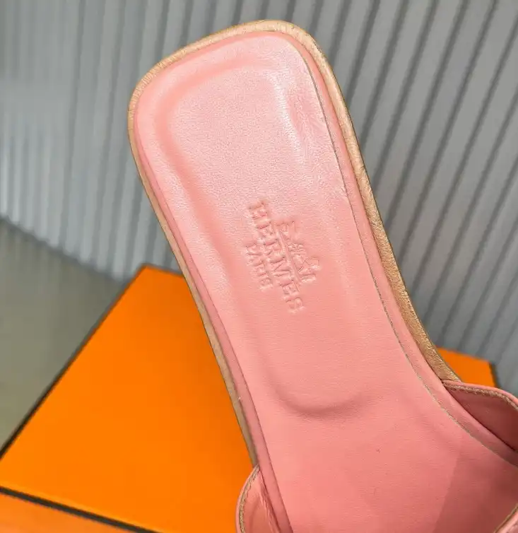 hype Hermes Slippers