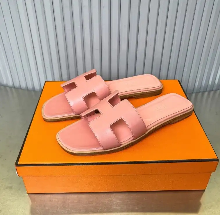 hype Hermes Slippers