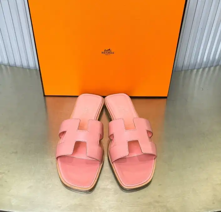 hype Hermes Slippers