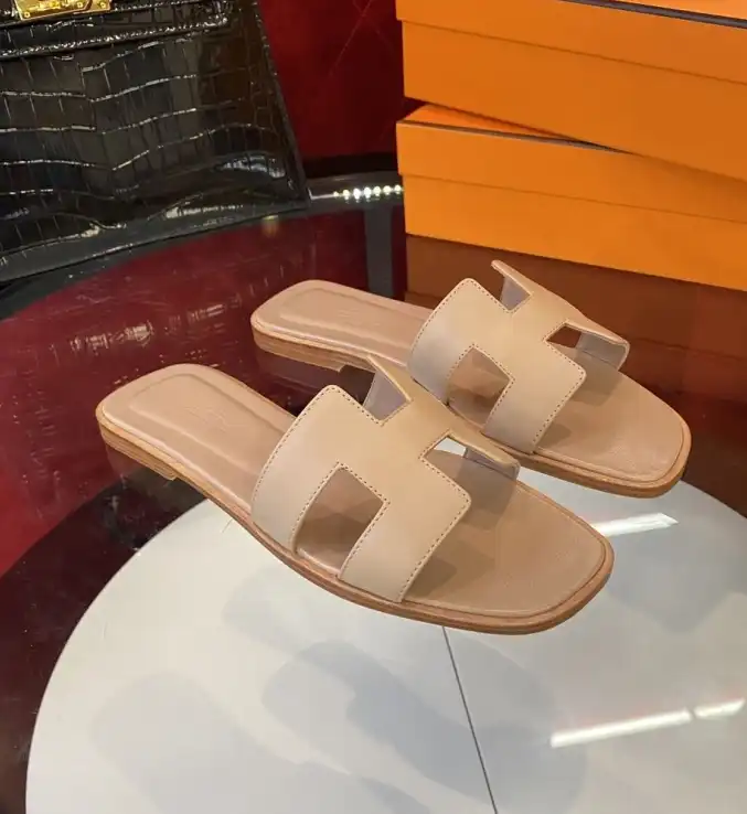 hype Hermes Slippers