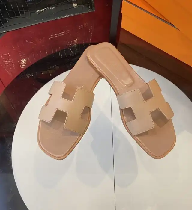 hype Hermes Slippers