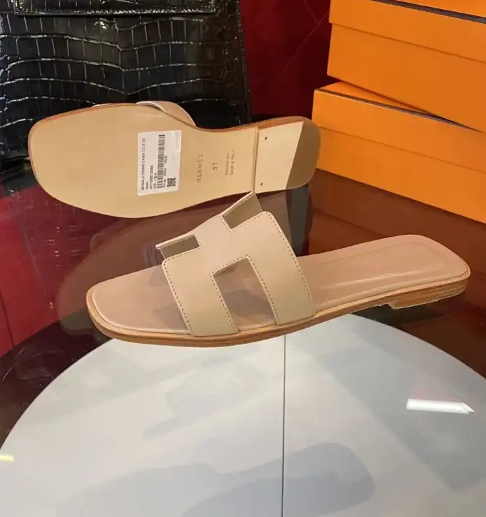 hype Hermes Slippers