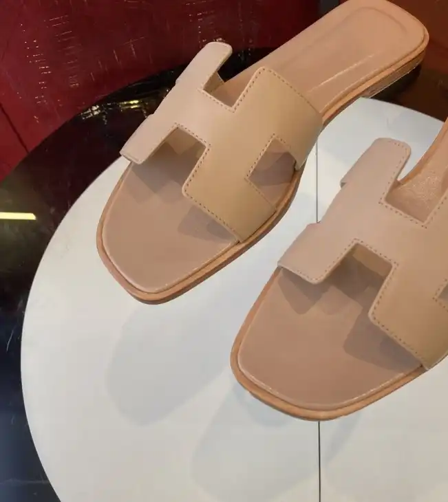 hype Hermes Slippers