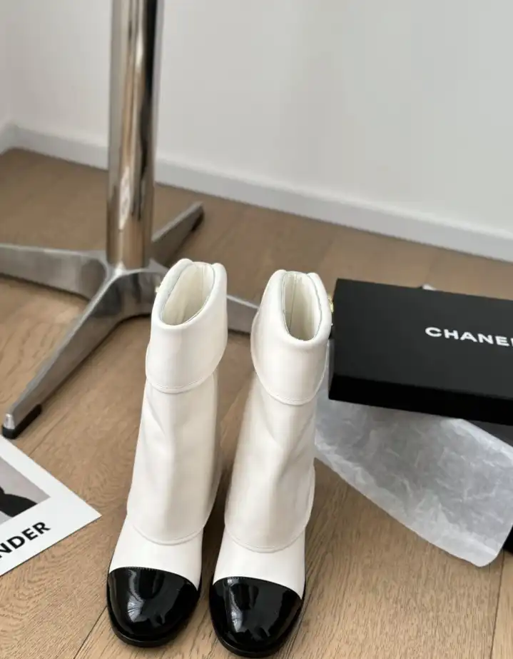 hype Chanel Boots