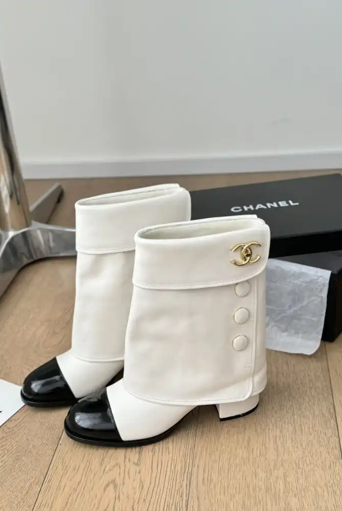 hype Chanel Boots