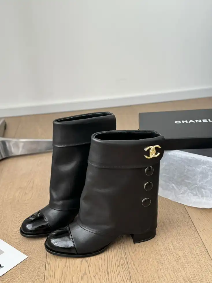 hype Chanel Boots