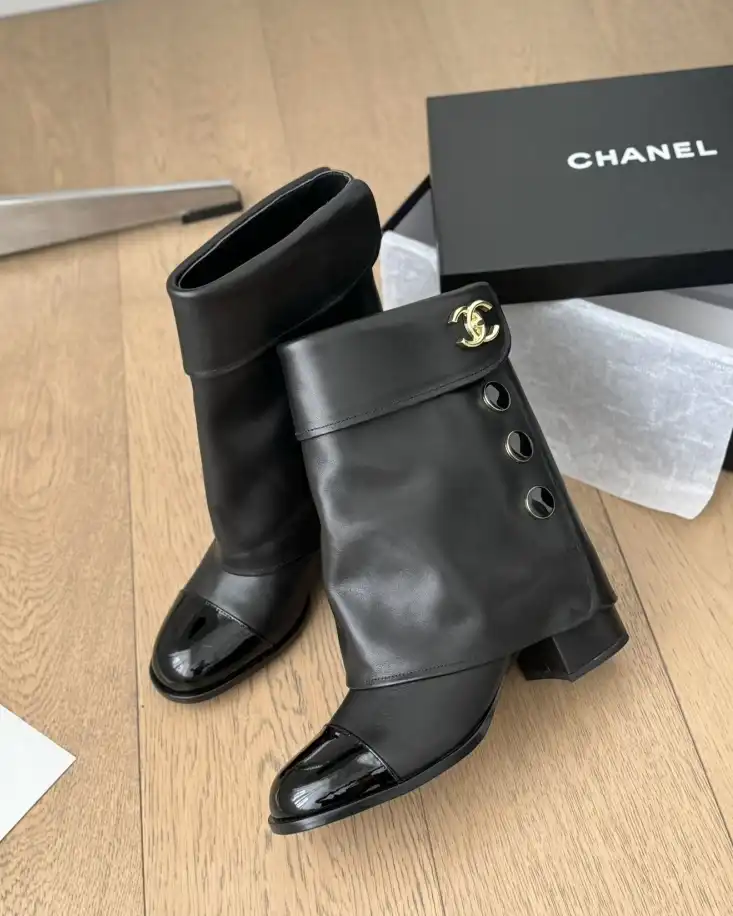 hype Chanel Boots