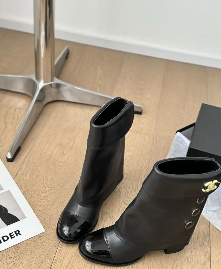 hype Chanel Boots