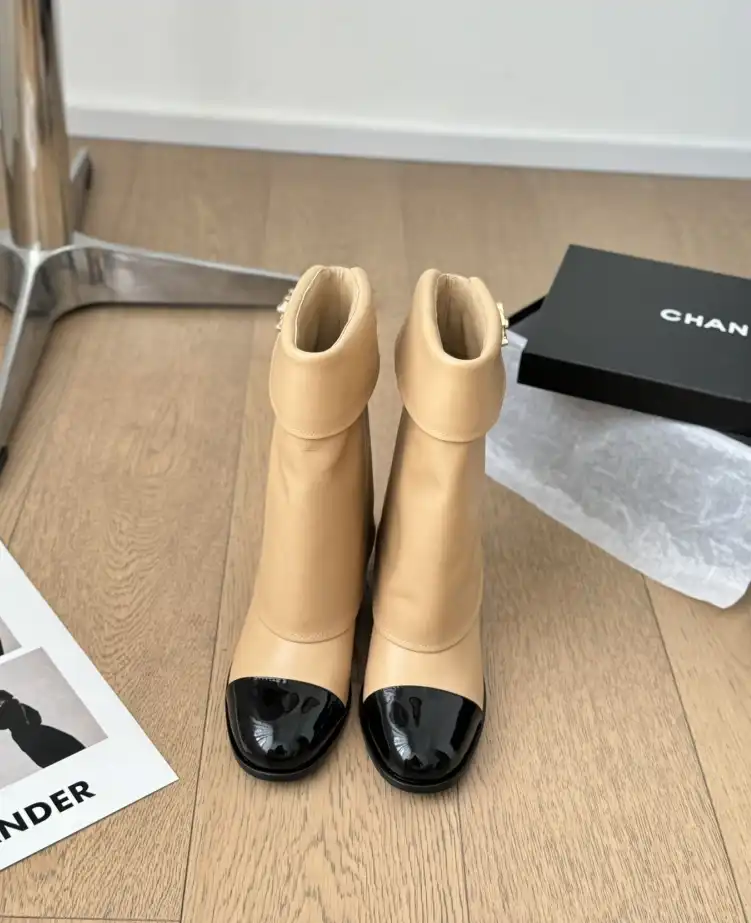 hype Chanel Boots