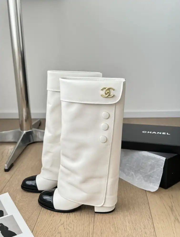 hype Chanel Boots