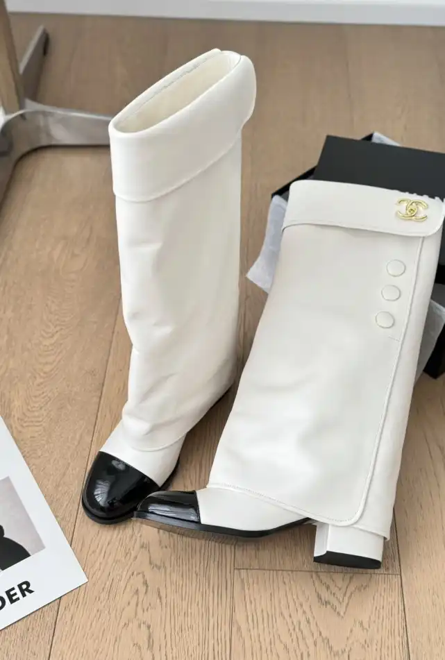 hype Chanel Boots