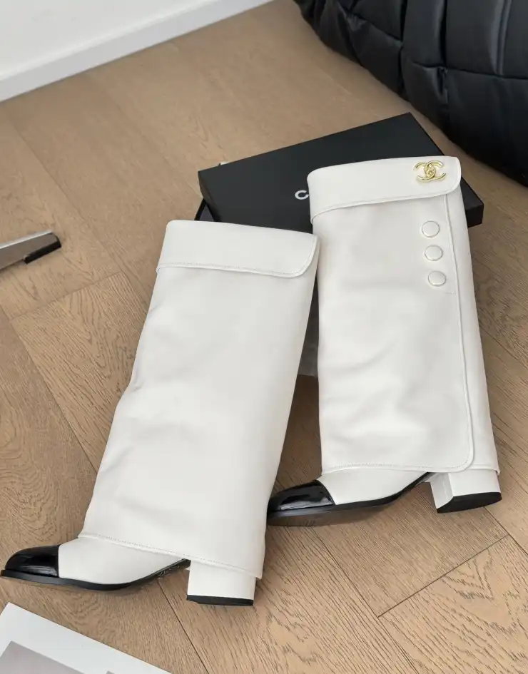 hype Chanel Boots