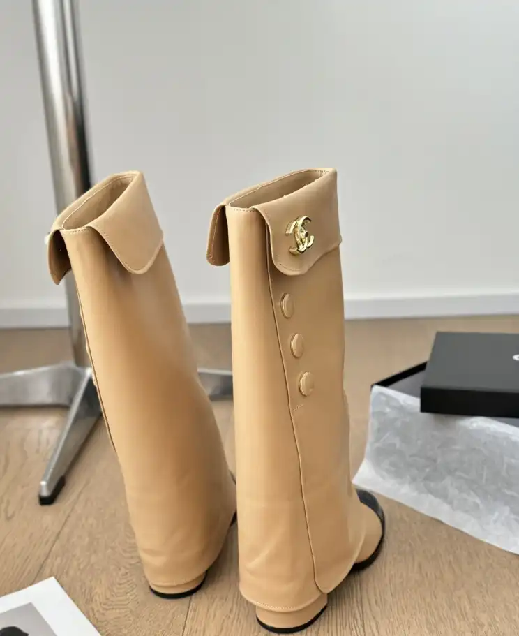 hype Chanel Boots