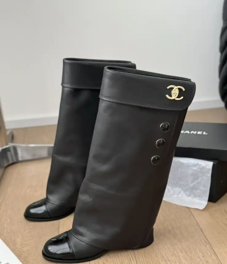 hype Chanel Boots