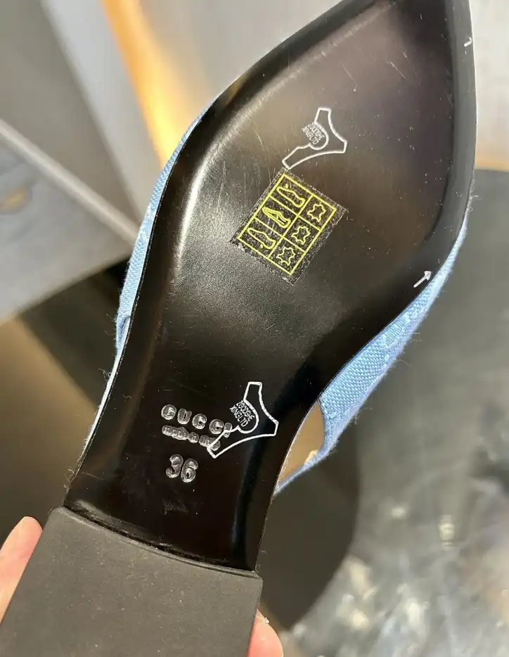 hype Gucci Sandals