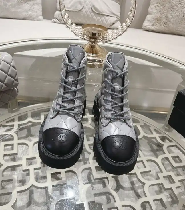 hype Chanel Boots