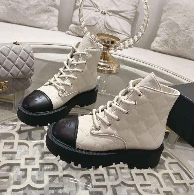 hype Chanel Boots