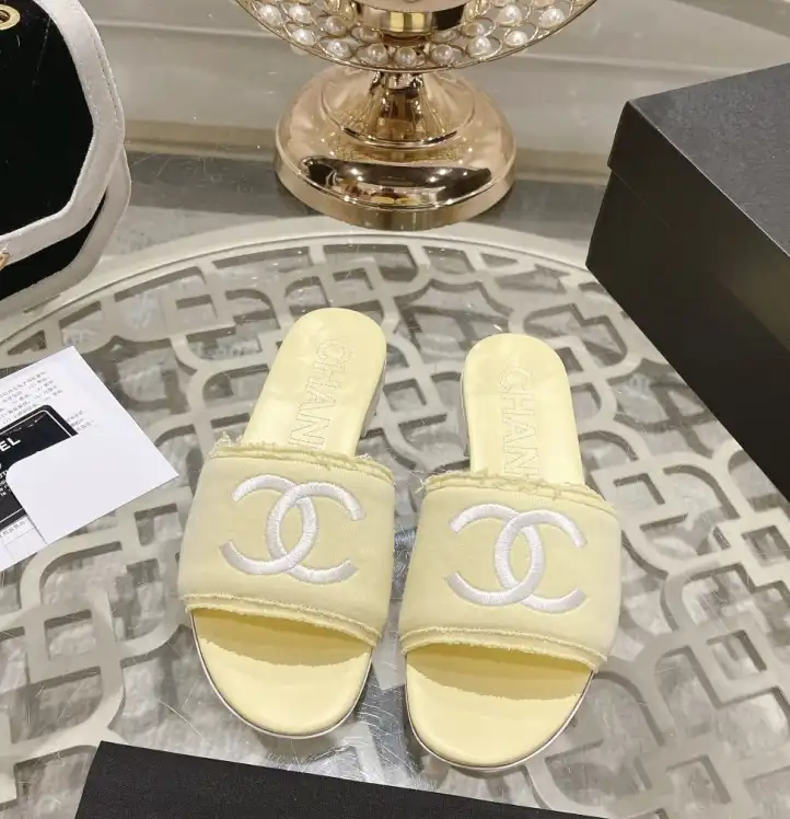 hype Chanel Slippers