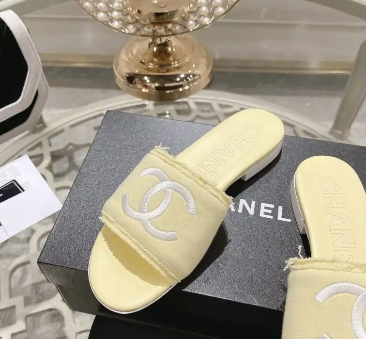 hype Chanel Slippers