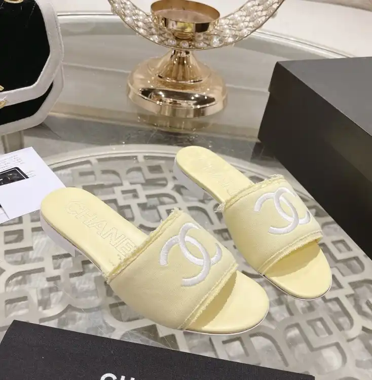 hype Chanel Slippers