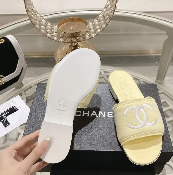 hype Chanel Slippers